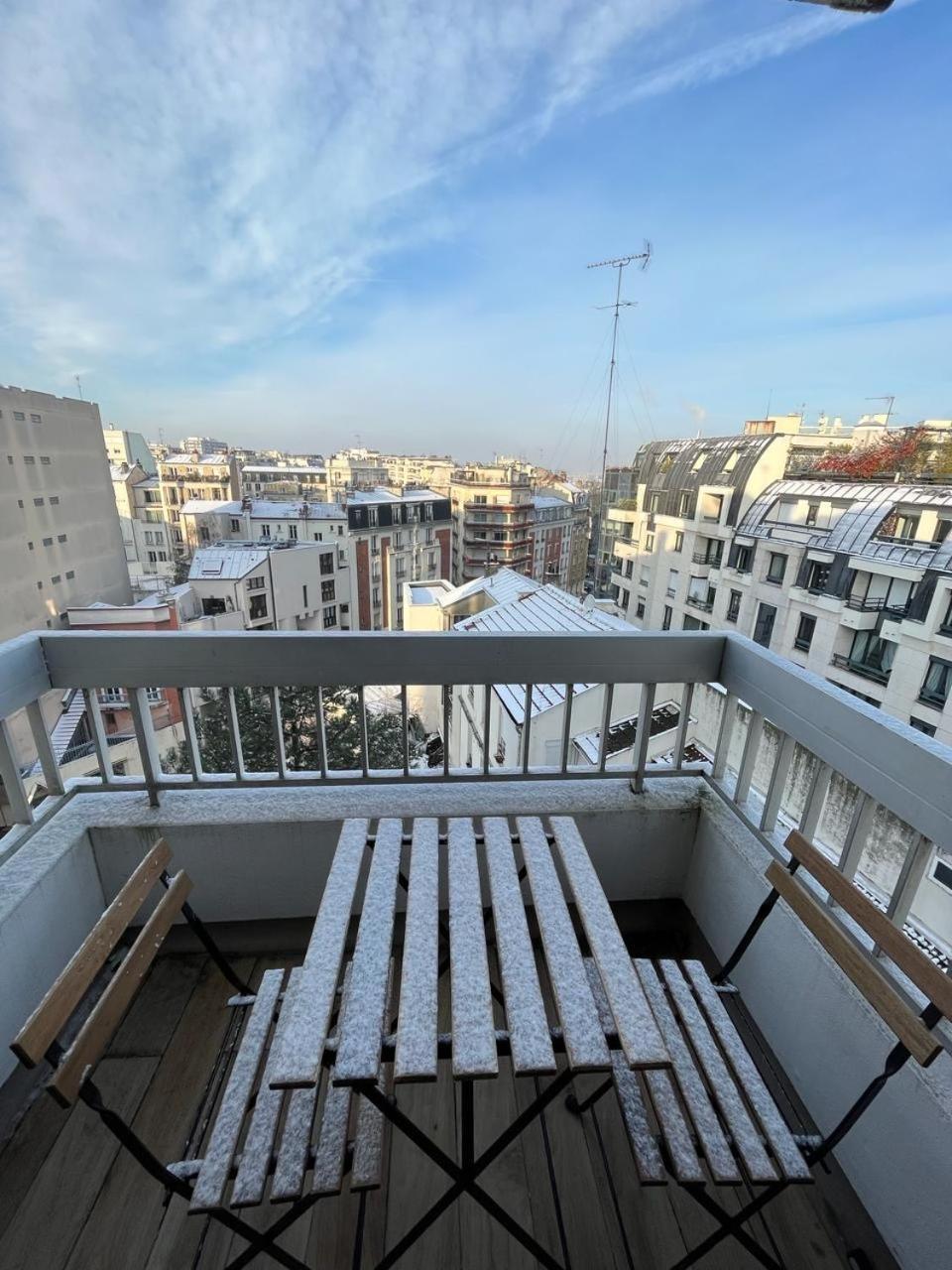 Апартаменты Paris Buttes Chaumont - Free Parking Экстерьер фото