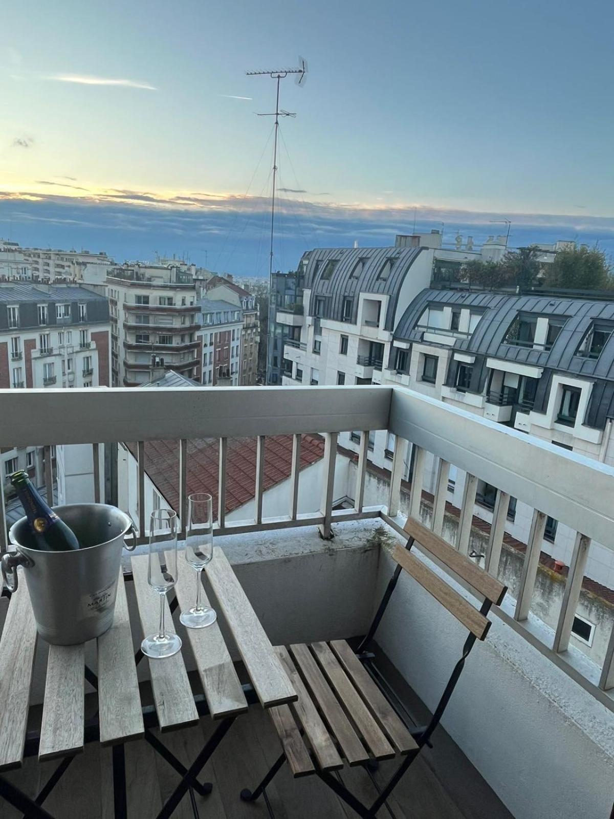 Апартаменты Paris Buttes Chaumont - Free Parking Экстерьер фото